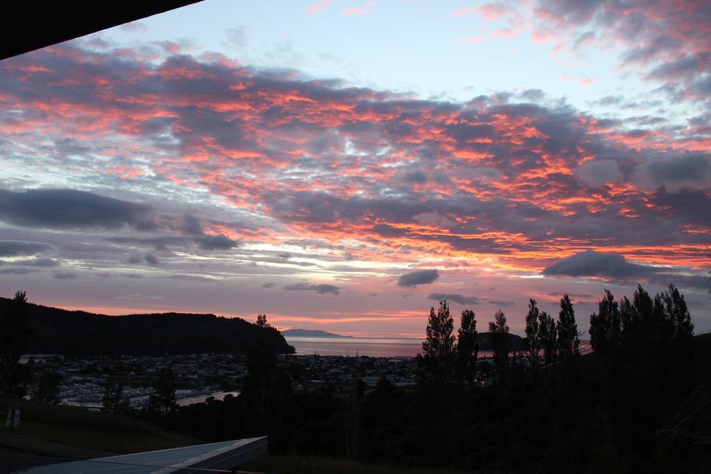 황가마타 Stunning Views Bed, Breakfast & Health Retreat B&B 외부 사진