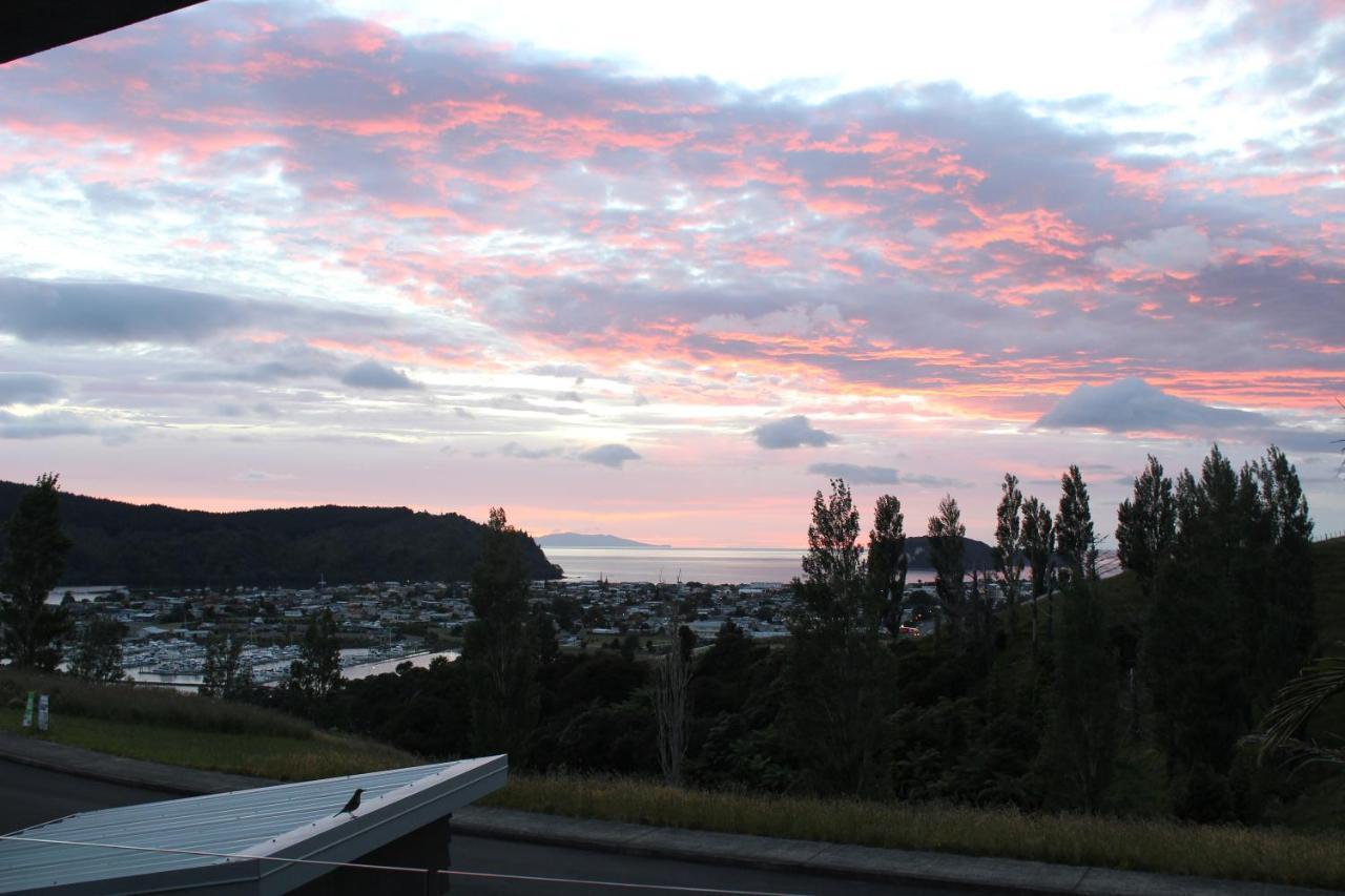 황가마타 Stunning Views Bed, Breakfast & Health Retreat B&B 외부 사진